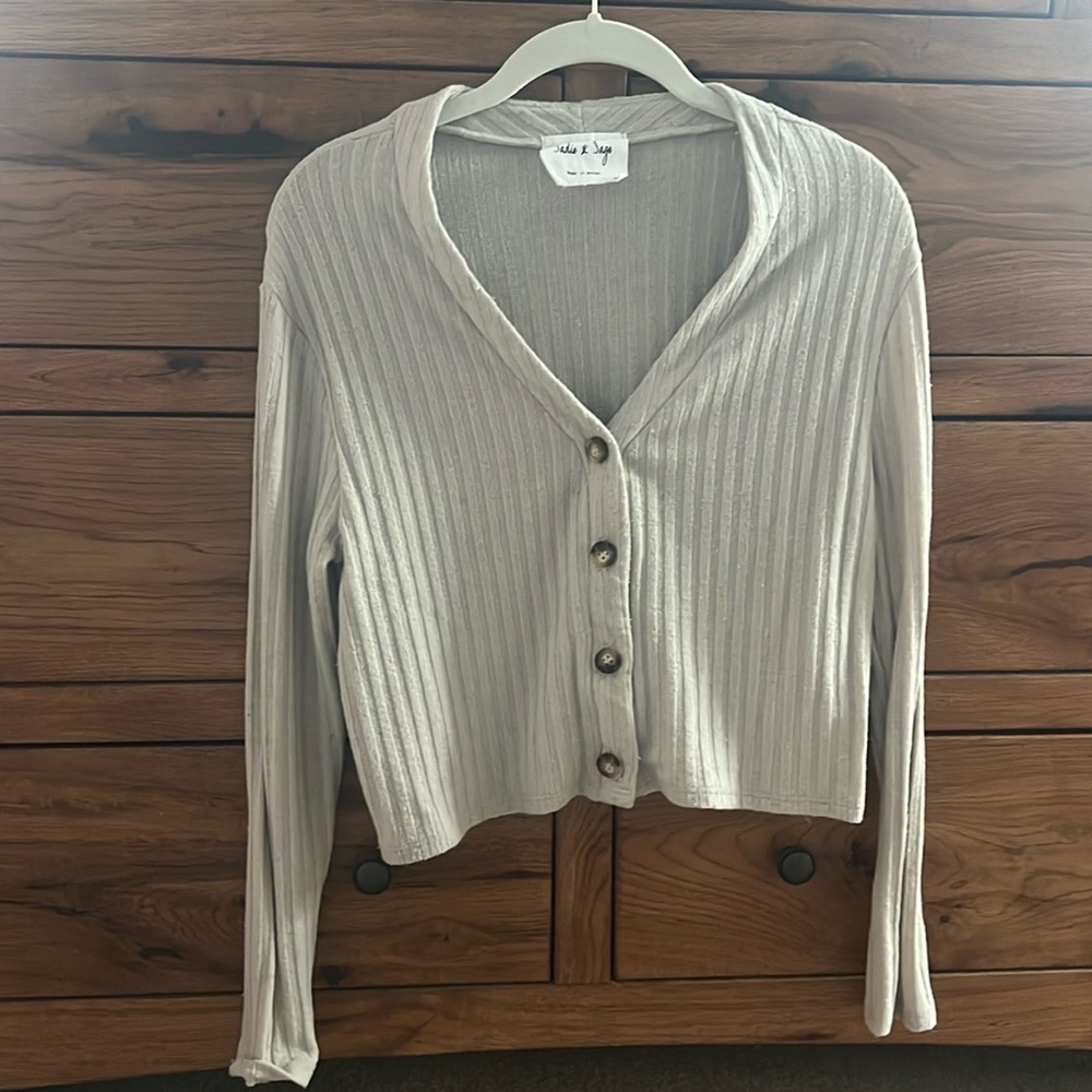 Sadie & Sage cropped sweater